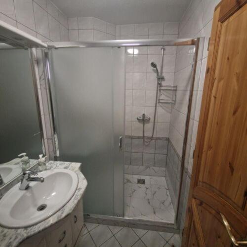 Berger Pince-Vendeghaz, Hajosi Pincek Hotell Exteriör bild