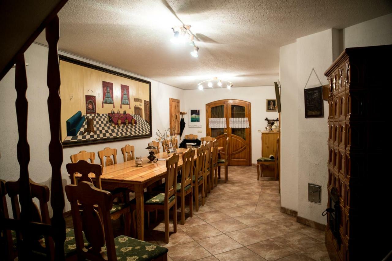 Berger Pince-Vendeghaz, Hajosi Pincek Hotell Exteriör bild