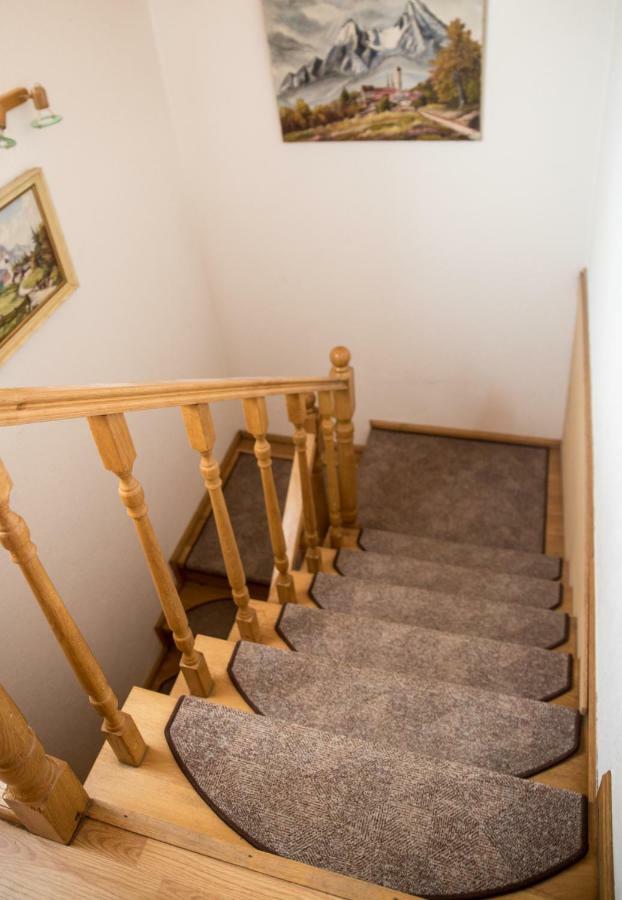 Berger Pince-Vendeghaz, Hajosi Pincek Hotell Exteriör bild